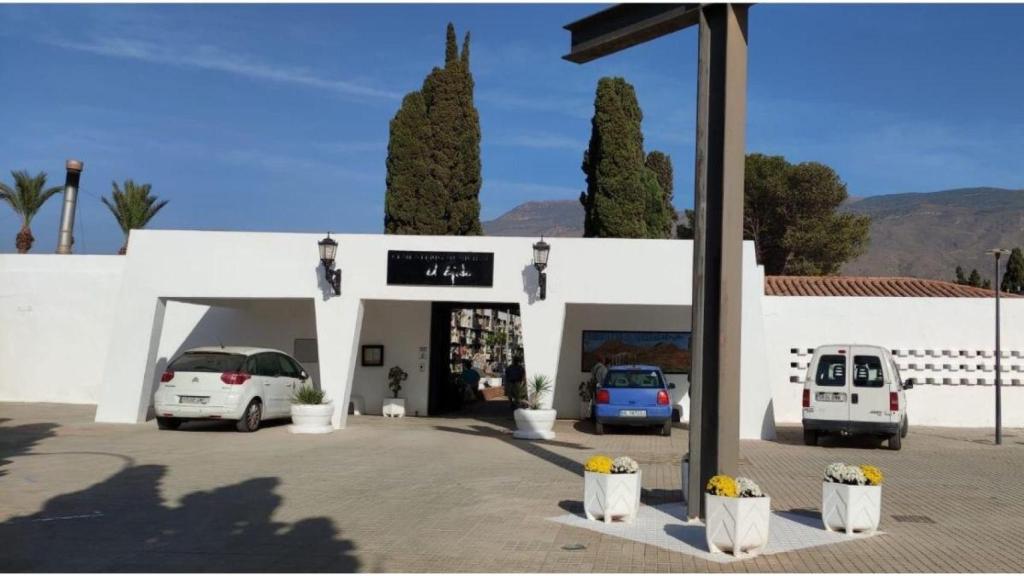 Un cementerio en El Ejido.