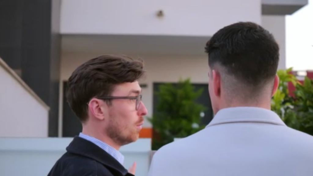 El documental ha recorrido el vecindario del presunto asesino, Jonny Smyth.