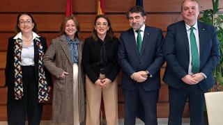 Firma de un convenio entre Eurocaja Rural y la Junta de Castilla y León