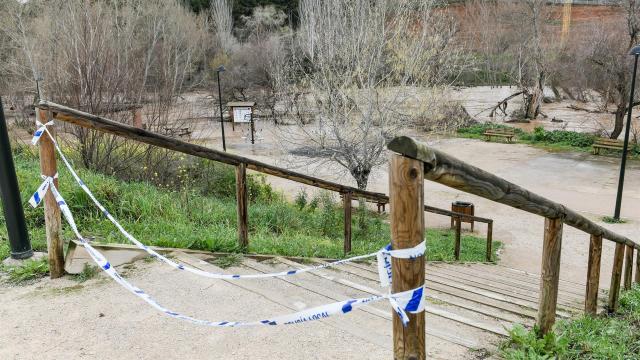 Vista del embalse de Alcorlo tras la crecida de los ríos Bornova y Henares, en San Andrés del Congosto, Guadalajara. Foto: Rafael Martín / Europa Press.