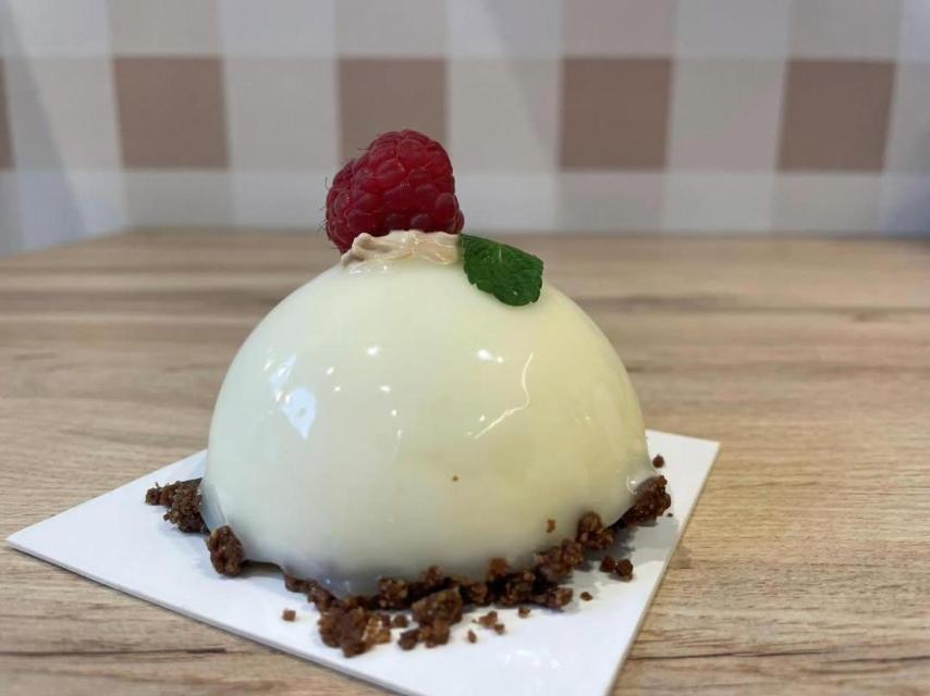 Tiramisú con interior cremoso de café 100% arábica siboney.