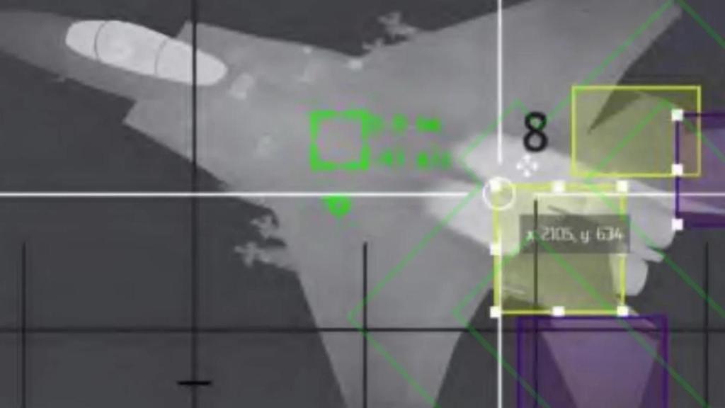 La IA detectando uno de los cazas chinos.