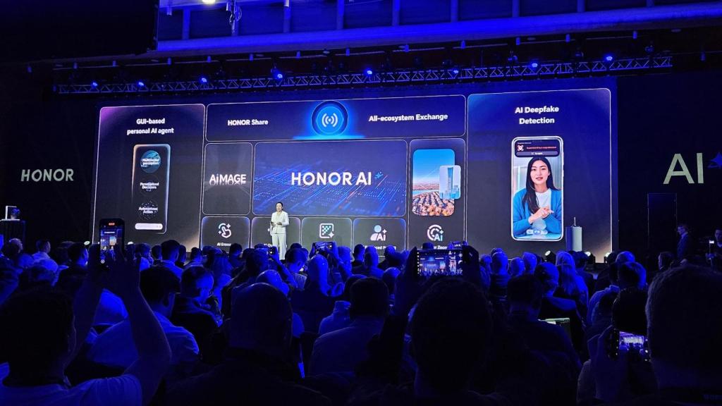 Presentación de Alpha Plan de Honor en el MWC 2025