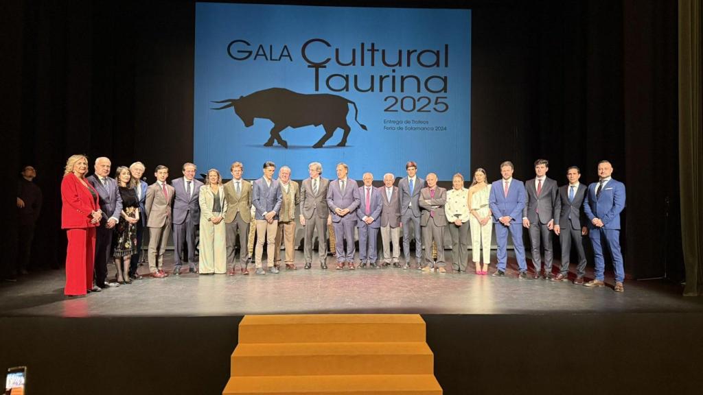 Entrega de premios en la Gala Cultural Taurina de Salamanca 2025