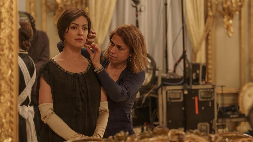 Verónica Sánchez durante el rodaje del primer episodio de 'La Favorita 1922'.