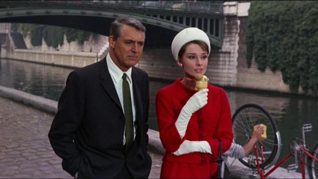 Fotograma de 'Charada' (1963).