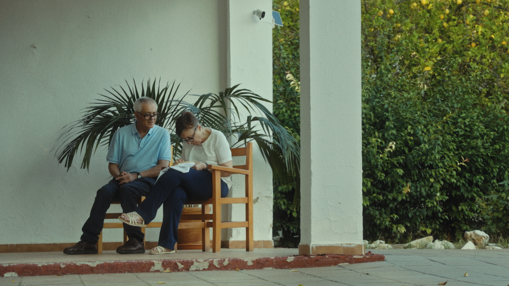 Antonio y Mariluz en un fotograma del documental 'Solo pienso en ti', del que son protagonistas