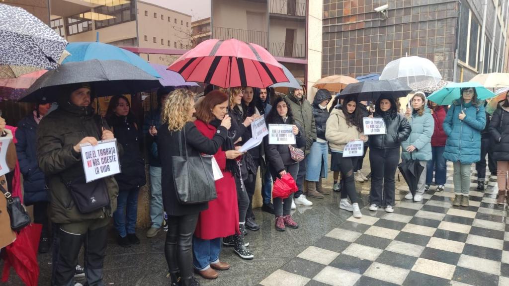 Concentración en Cuenca. Foto: CCOO.