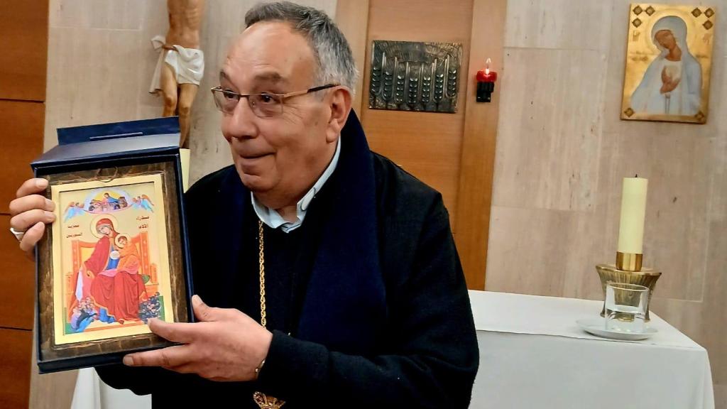 Monseñor Arbach durante su visita a España.