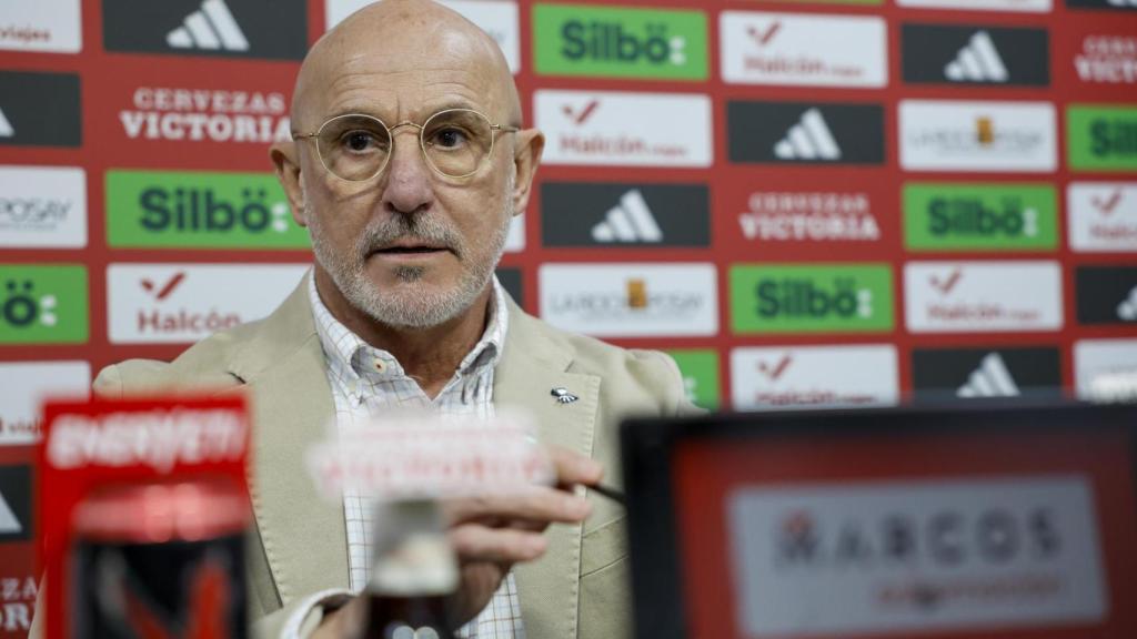 Luis de la fuente, durante una rueda de prensa.