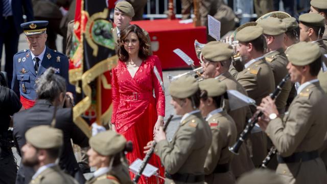 Isabel Díaz Ayuso durante la parada cívico-militar del 2 de mayo de 2024