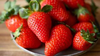 Alerta de los nutricionistas ante el consumo de fresas: Antes o después se prohibirá, pero nos las comemos