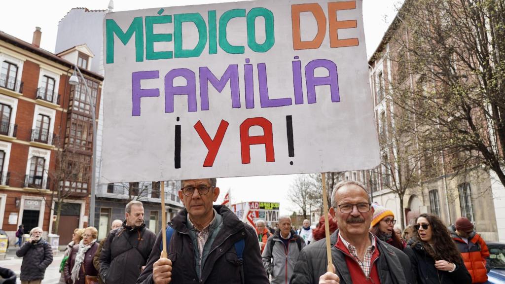 Manifestación bajo el lema ‘Defendamos nuestra sanidad pública. Defendamos nuestros derechos’.