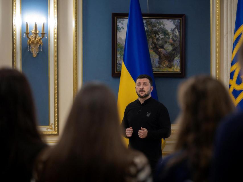 El presidente ucraniano, Volodímir Zelenski , durante una conferencia de prensa en Kiev.