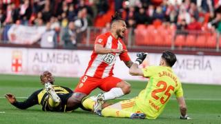 Luis Suárez ante Femenías.