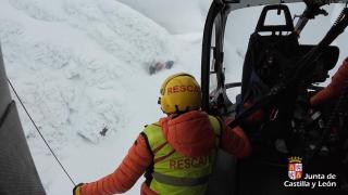 Rescate de seis alpinistas en el pico Curavacas (Palencia)