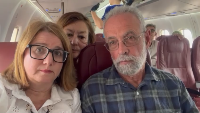 Imagen grabada por los juristas españoles en el avión.