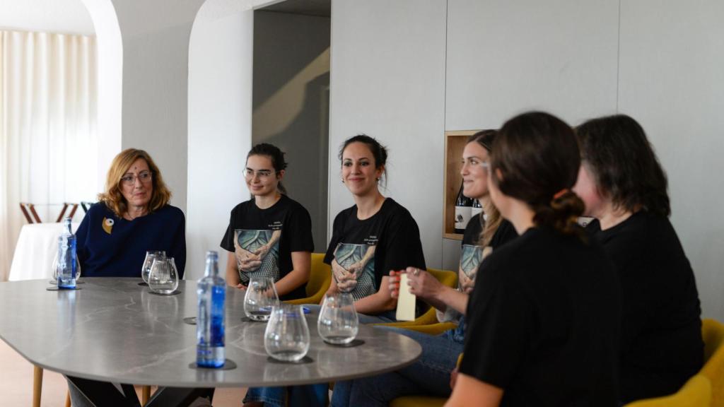 Coloquio de mujeres del sector de la gastronomía en Atalaya. EE