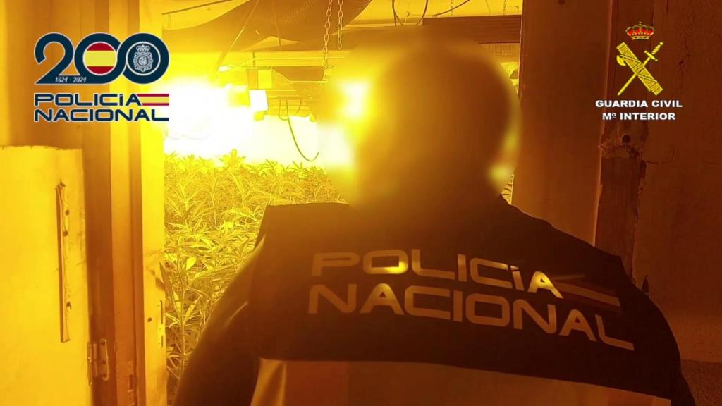 Policía nacional. EE