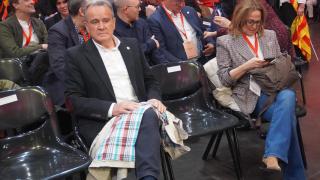 Mayte Pérez y Sánchez Quero, minutos antes de la llegada de Pedro Sánchez.