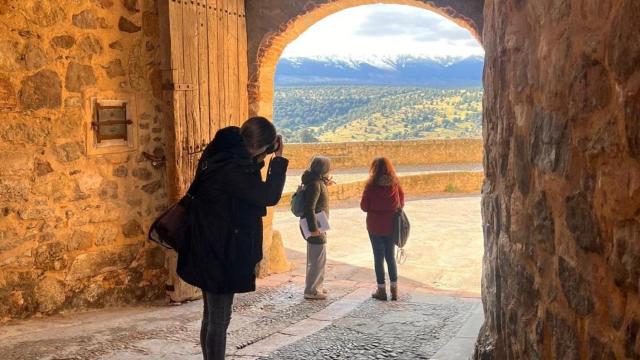 Periodistas especializados en turismo visitan las rutas de 'Orson Welles' y 'Territorio Oeste' en la provincia de Segovia