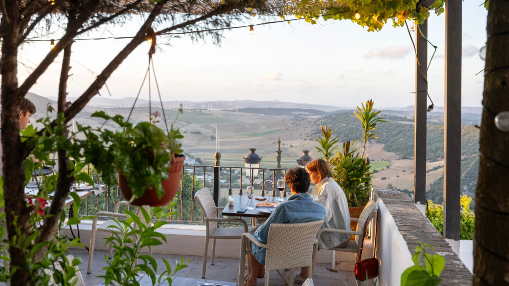 Las vistas del atardecer desde uno de los rincones del restaurante.