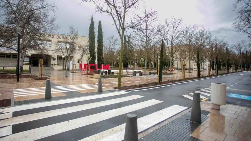 La avenida Camilo José Cela, recién remodelada.