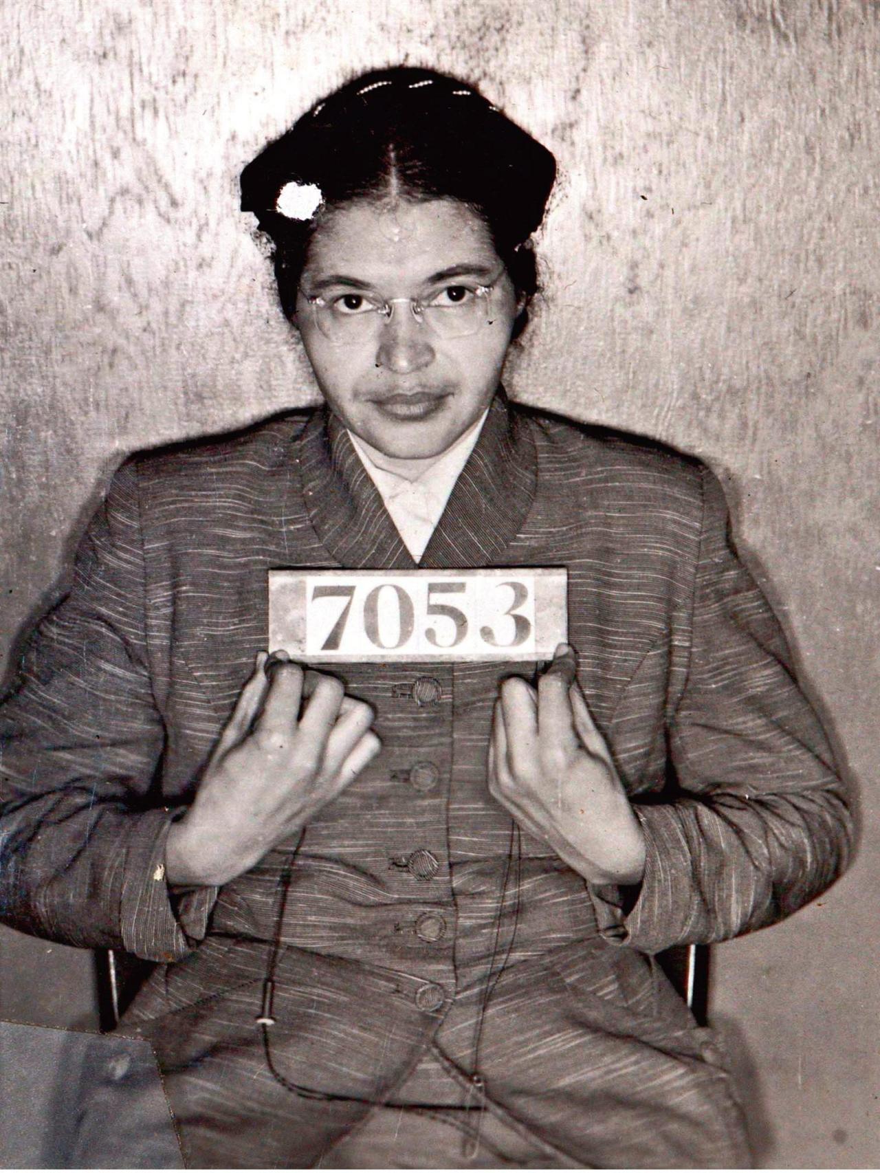 Foto policial tomada a Rosa Parks el día de su arresto.
