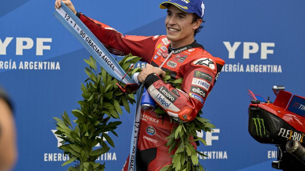 Homenaje de Marc Márquez a Ángel Nieto en el GP de Argentina