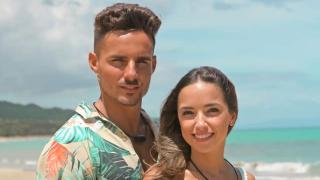 Manuel González junto a su entonces pareja Lucía en ‘La isla de las tentaciones 3’.