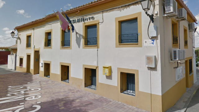 Ayuntamiento de Huelves.