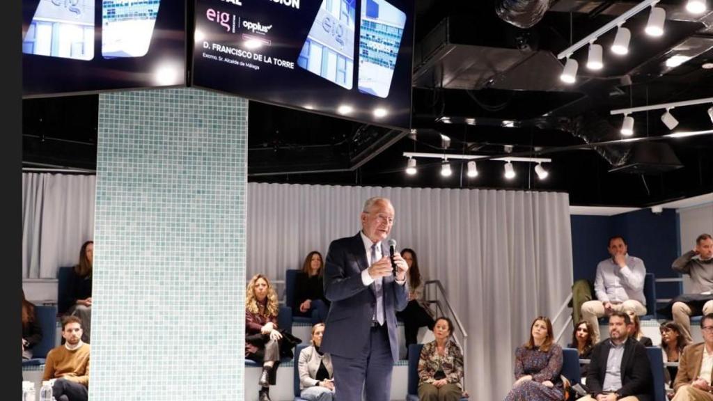 Un momento de la intervención de Francisco de la Torre.