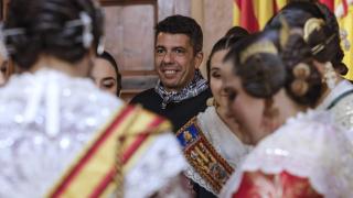 EuropaPress_6586879_presidente_generalitat_valenciana_carlos_mazon_encuentro_falleras_seleccion