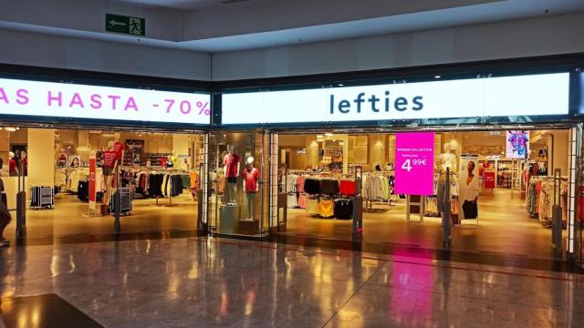 La tienda de Lefties en el centro comercial Gran Vía.