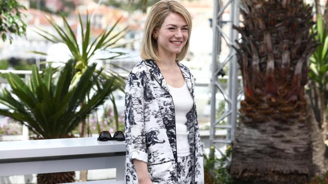 La actriz belga Emilie Dequenne en la alfombra roja de Cannes en 2023.