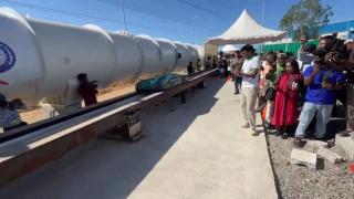 Presentación del sistema Hyperloop de India.