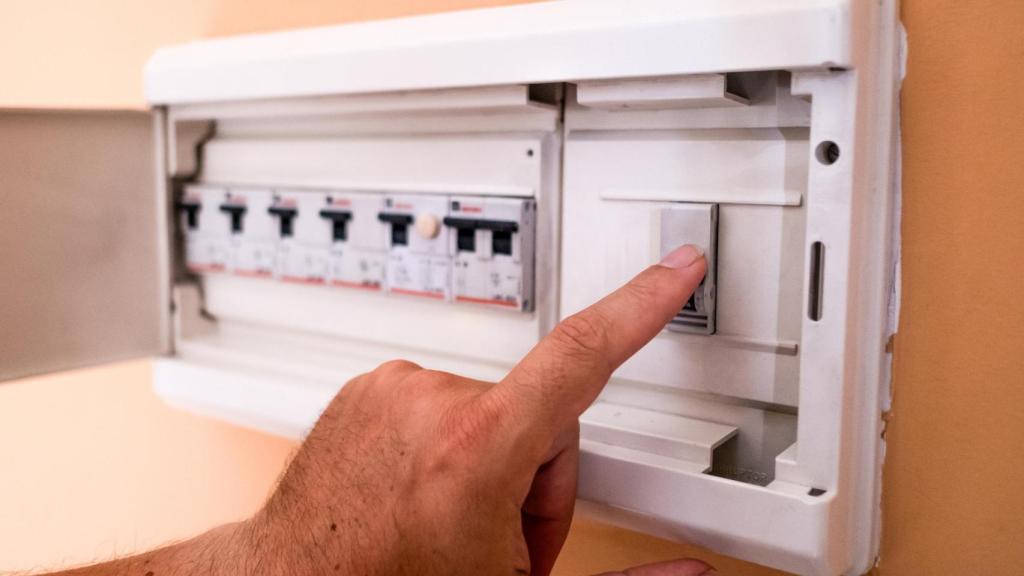 Un cuadro eléctrico de la vivienda.