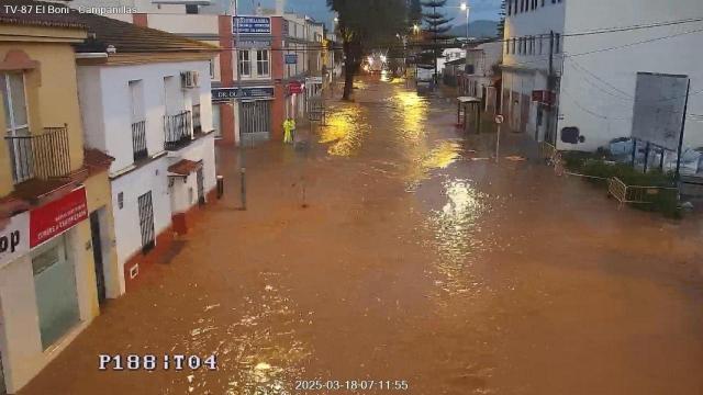 La barriada de Campanillas en Málaga capital inundada esta pasada madrugada.
