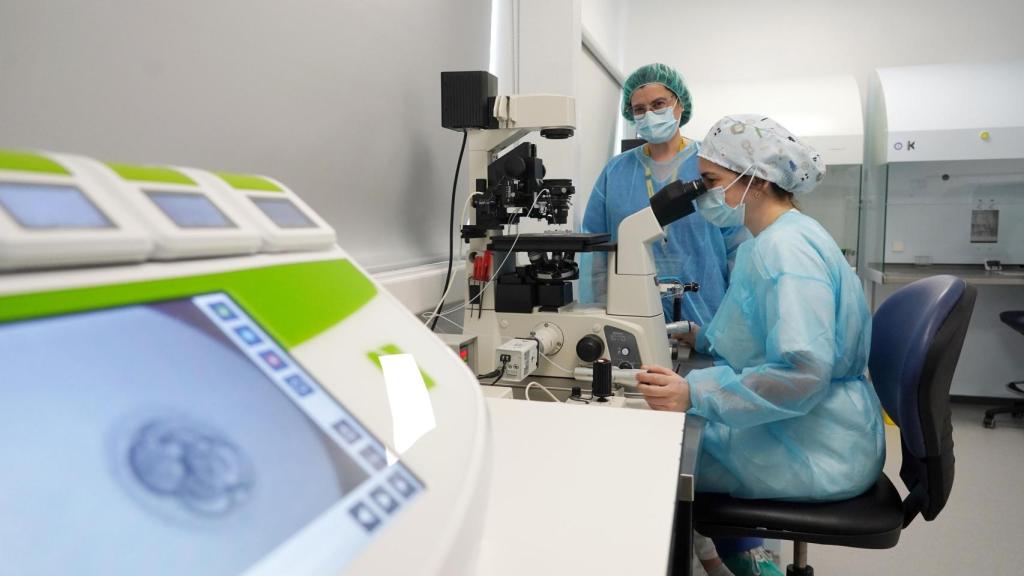 Investigadoras en el laboratorio.