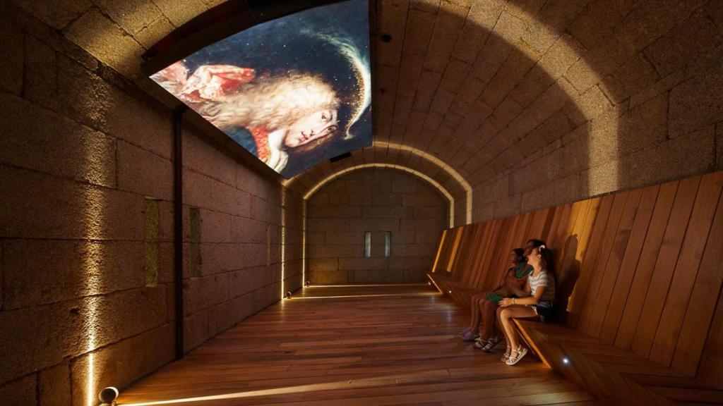 Sala de las galerías de la fortaleza de O Castro.