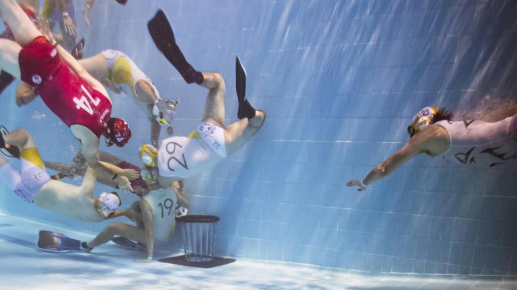 Partido de rugby subacuático