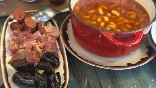 Un plato de fabada de La Tonada