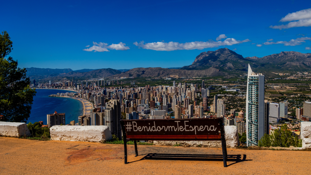 Vistas a la ciudad de Benidorm