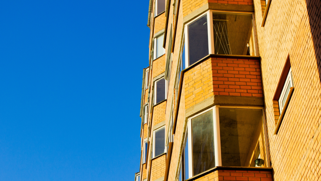 Un edificio residencial, en una imagen de Shutterstock.