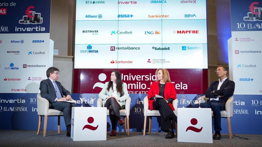 Ignacio Pla (ASNEF), Elena Lozano (EL ESPAÑOL-Invertia), Mónica Melle (UCM) y Arturo González Mac Dowell (AEFI).