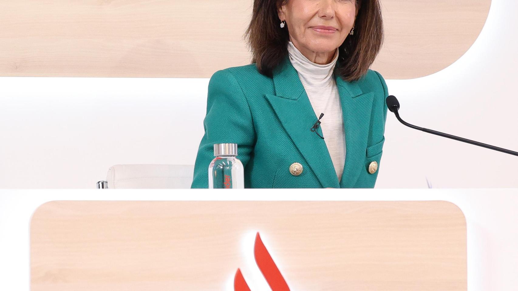 La presidenta de Banco Santander, Ana Botín, durante la presentación de resultados de 2024.