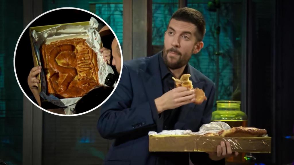 David Broncano probando el hornazo salmantino durante el programa