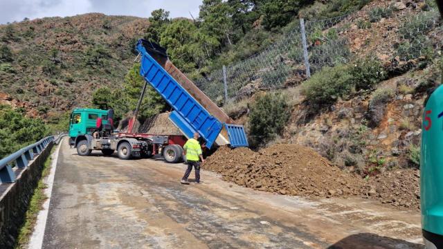 Trabajos en la A-397, en Ronda.