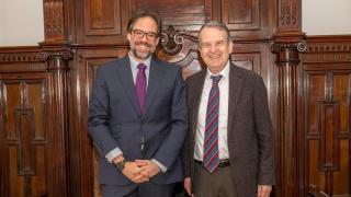Abel Caballero junto al presidente de Renfe, Álvaro Fernández Heredia