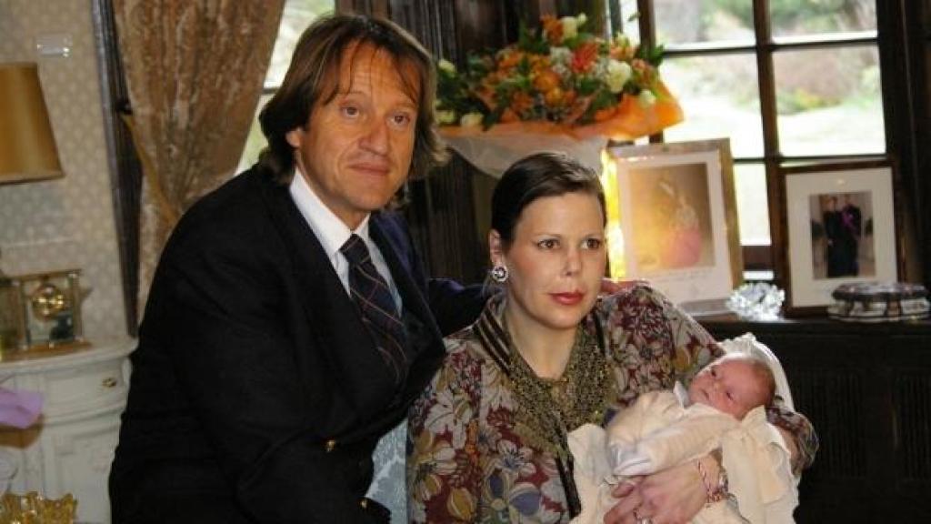 Simeón de Bulgaria junto a sus padres.